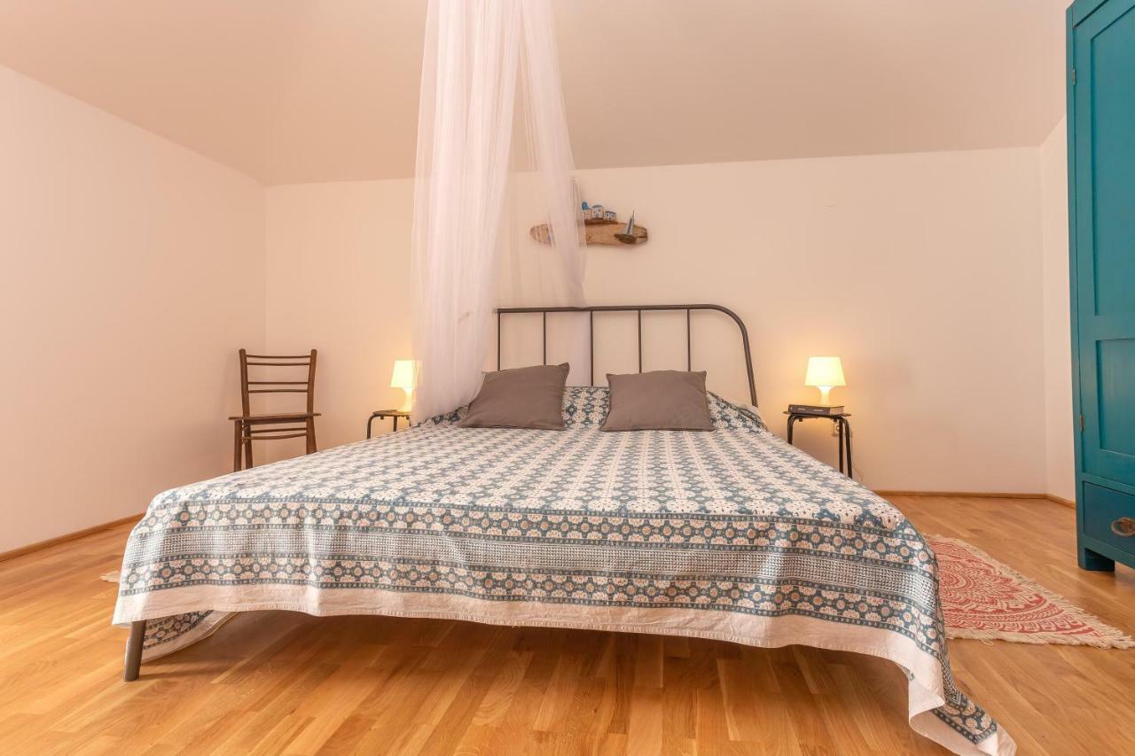 Kuca Skugor Appartement Šibenik Buitenkant foto